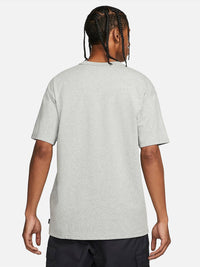 Sportswear Premium Essentials Tee