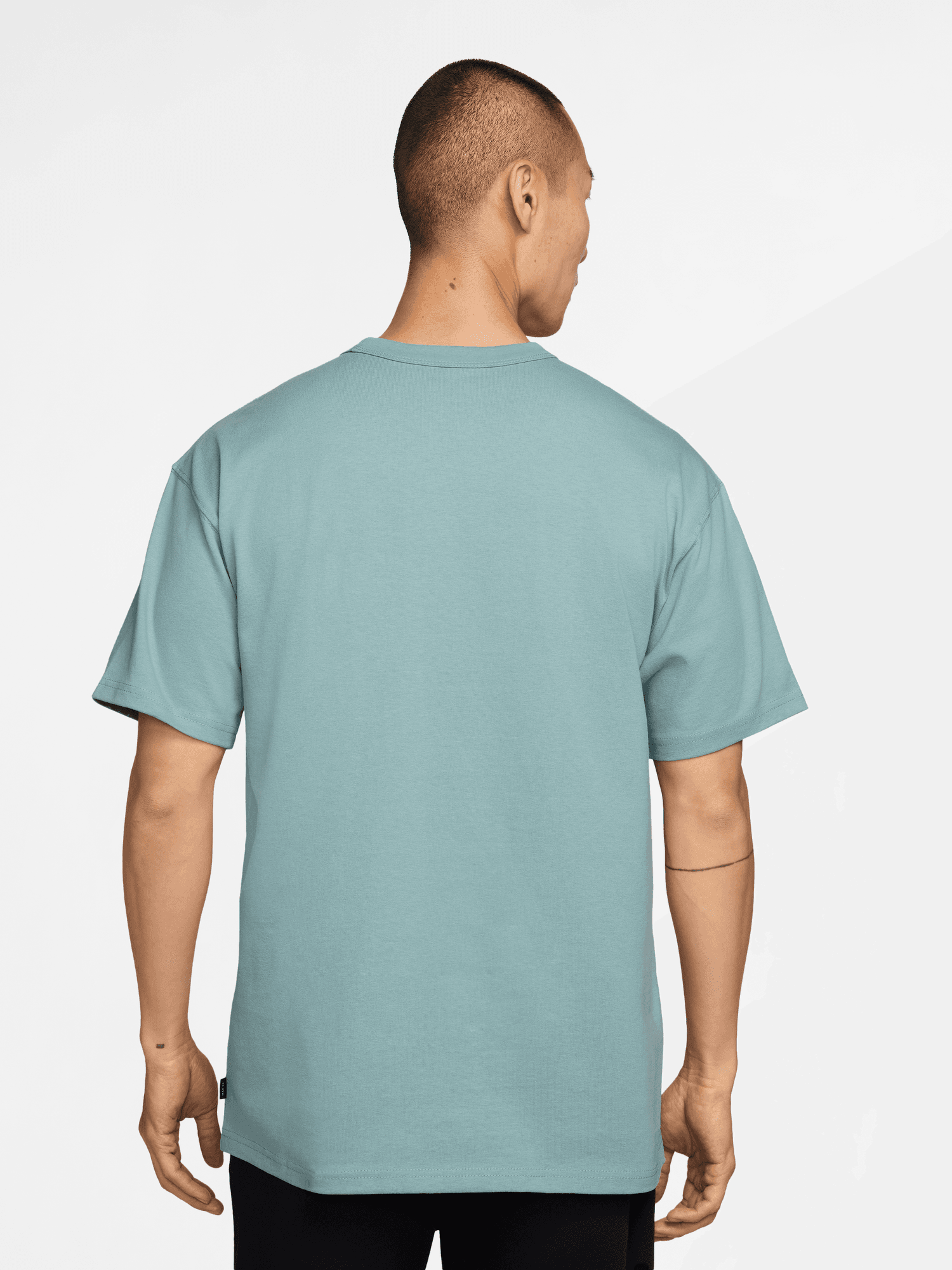 Sportswear Premium Essentials T-Shirt