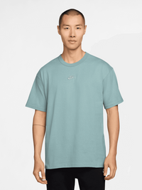 Sportswear Premium Essentials T-Shirt