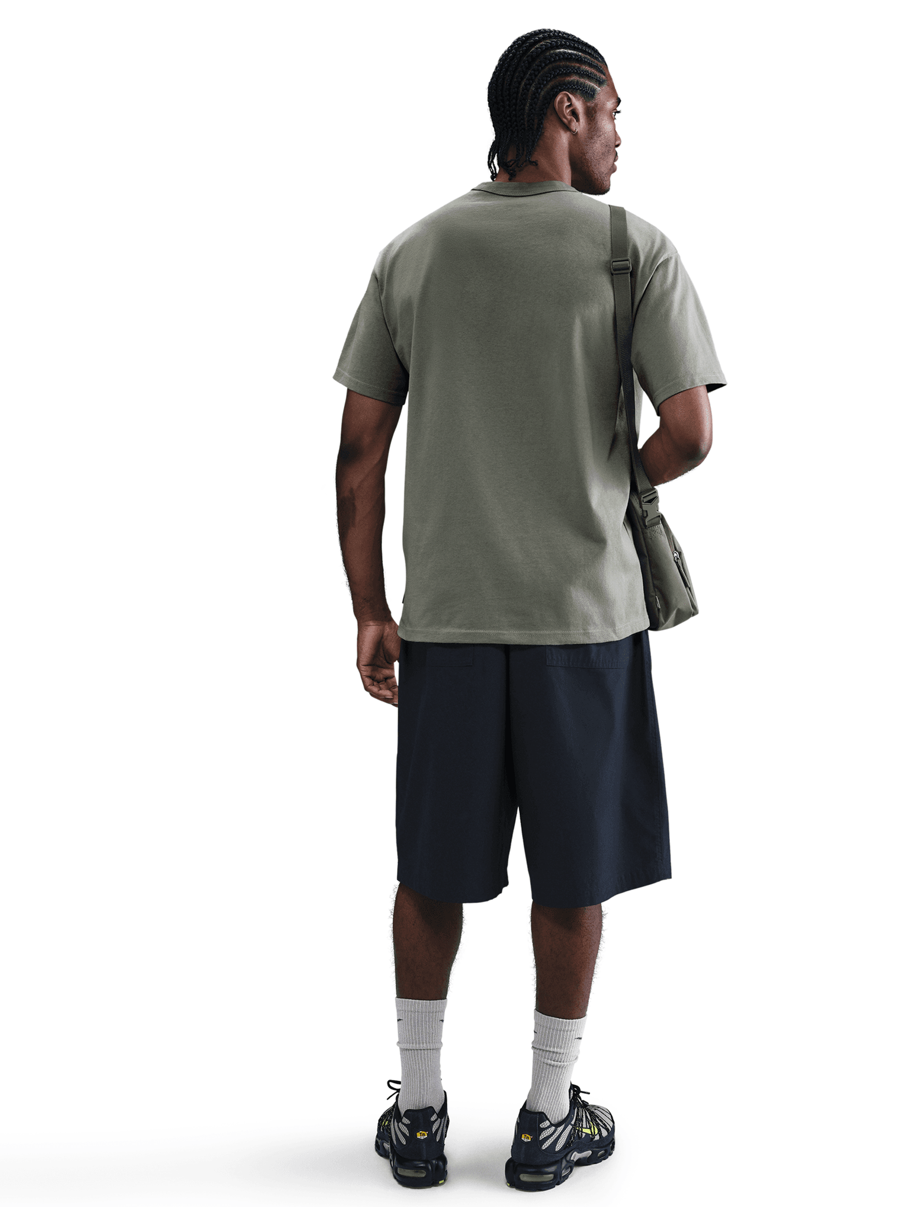 Sportswear Premium Essentials Tee