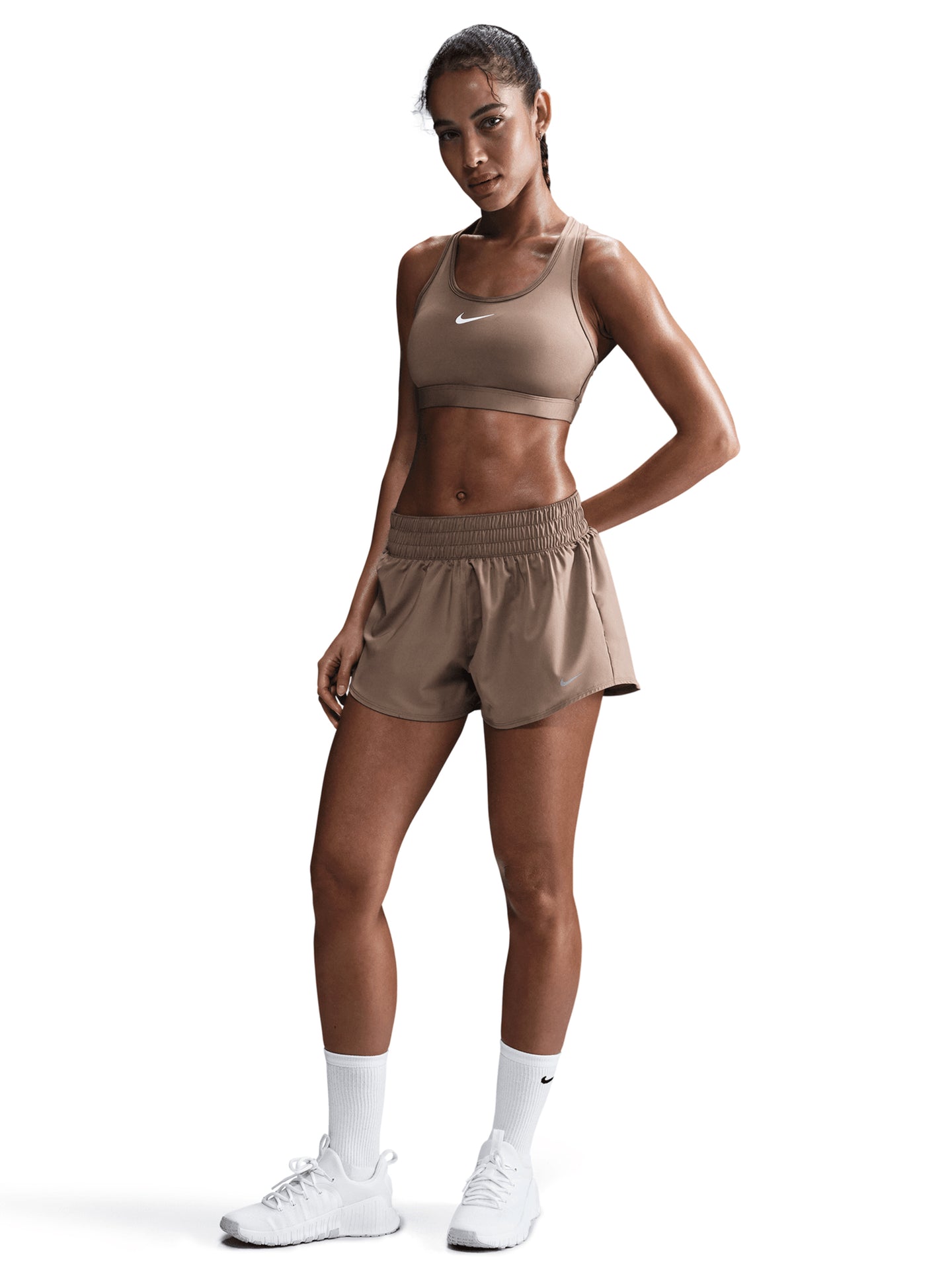 Swoosh Medium Support Sports Bra