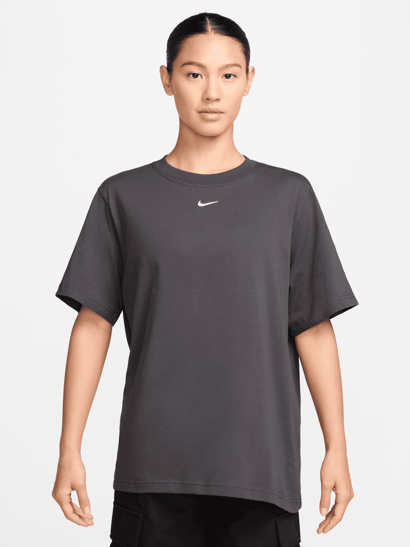 Sportswear Essentials Tee
