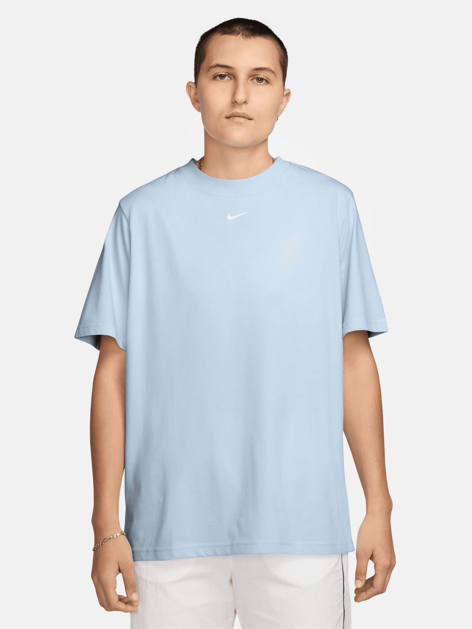 Sportswear Essential Tee