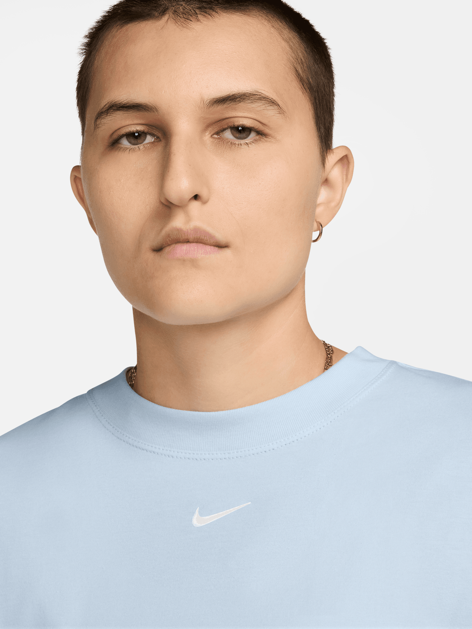 Sportswear Essential Tee