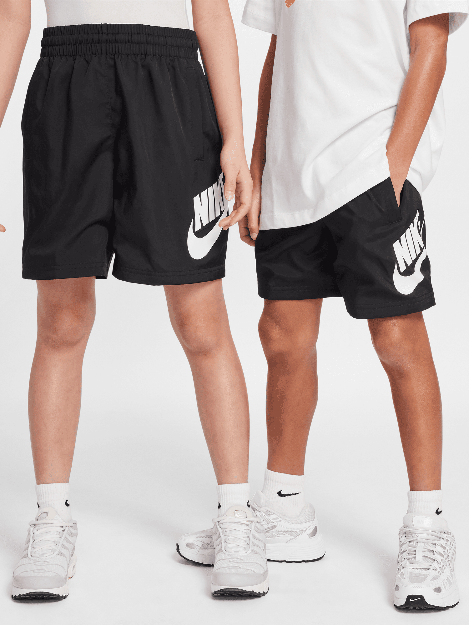 Sportswear Club 6" Woven Short Youth
