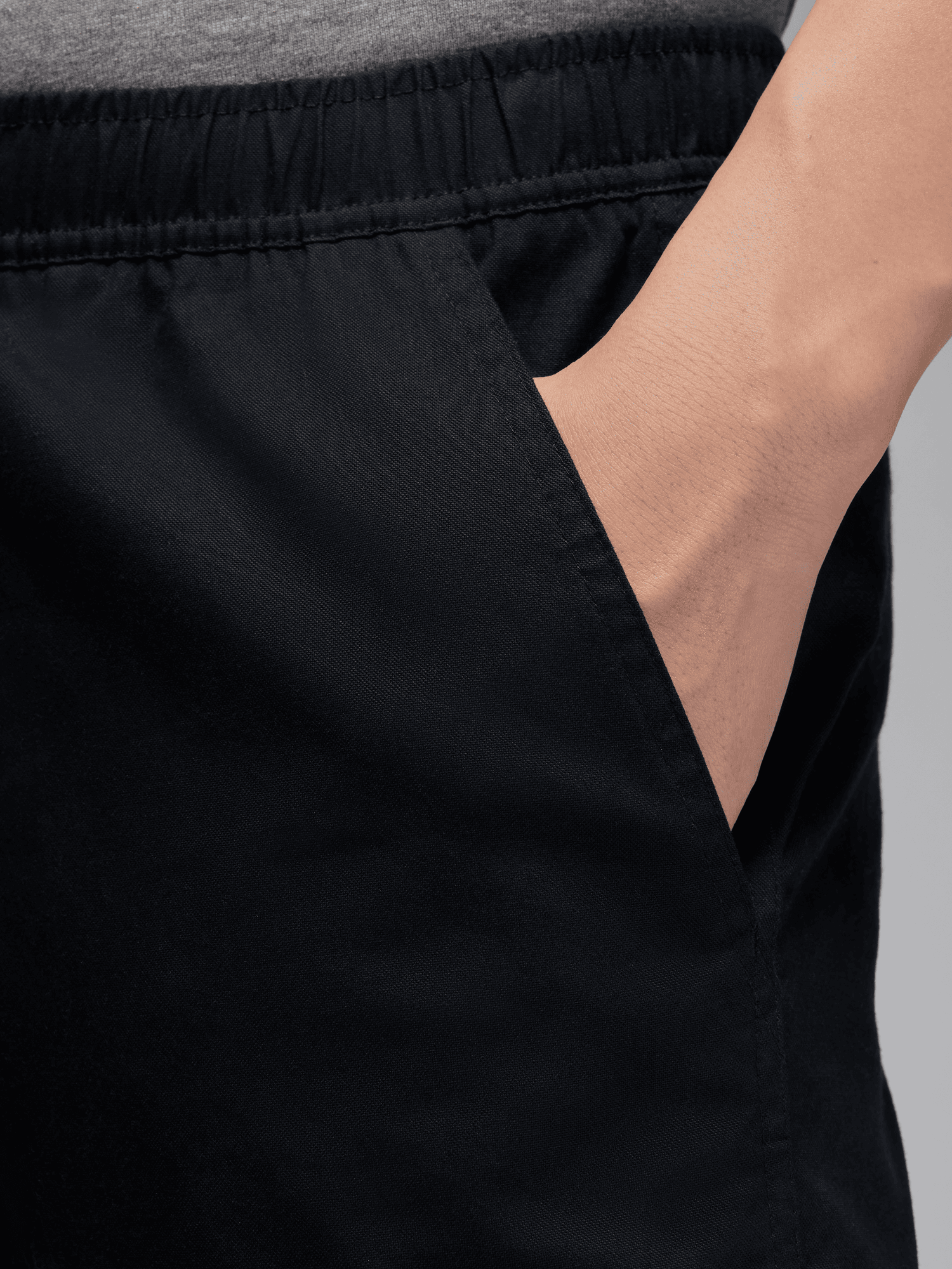 Essentials Woven Pants