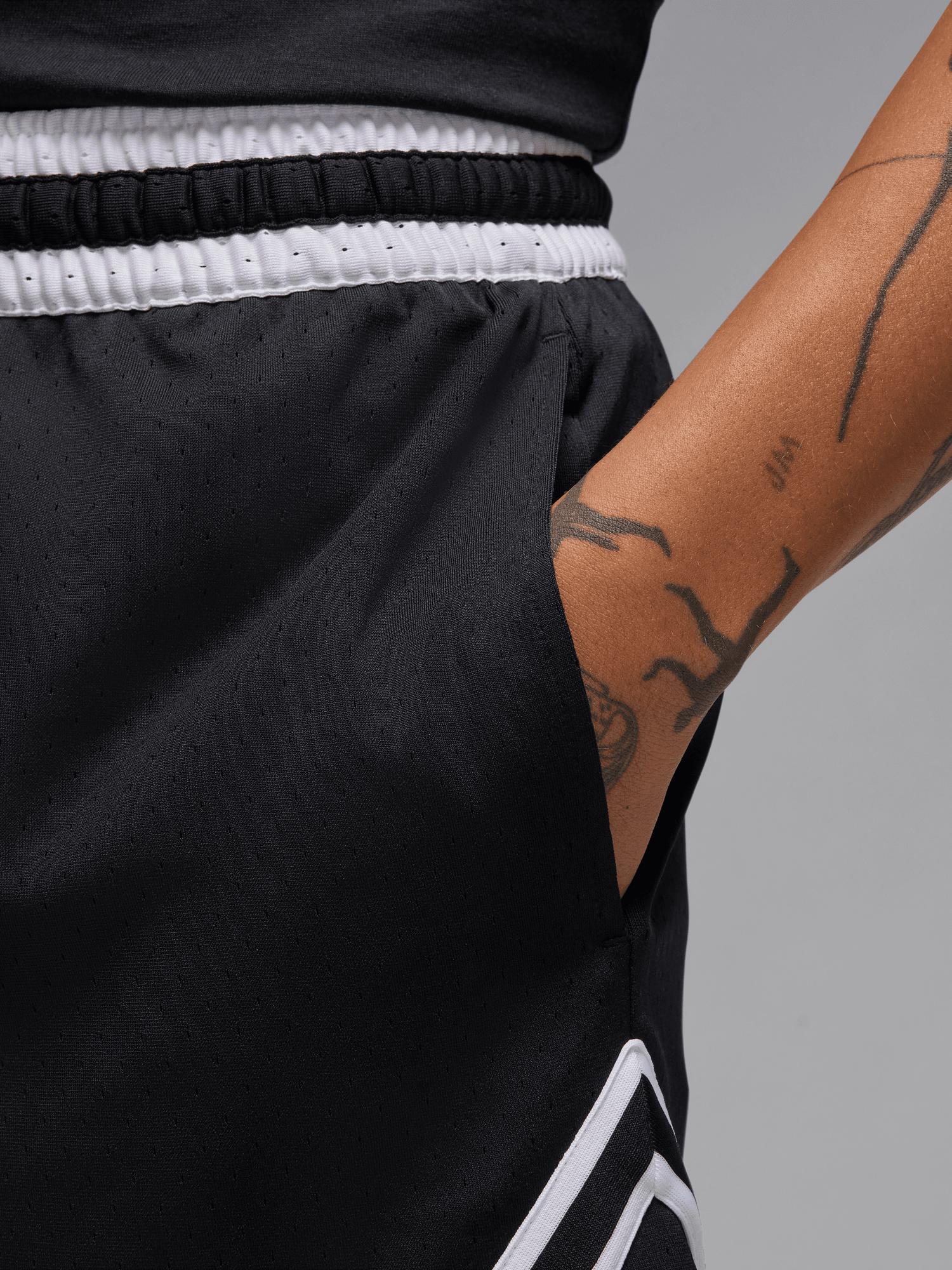 Sport Dri-FIT Mesh Diamond Shorts