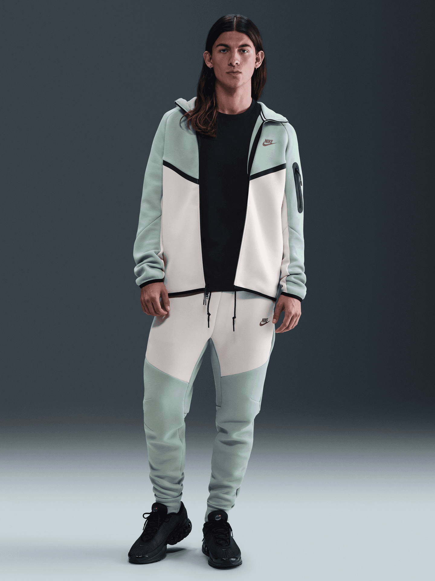 Tech Fleece Windrunner Hoodie