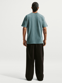 Sportswear Premium Essentials Tee