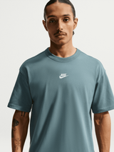 Sportswear Premium Essentials Tee
