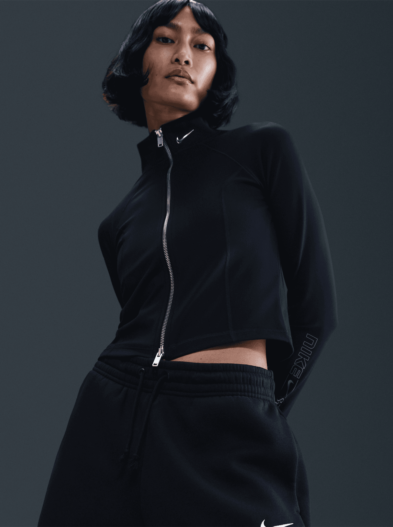 Sportswear Phoenix Fleece Mid-Rise 4" Shorts