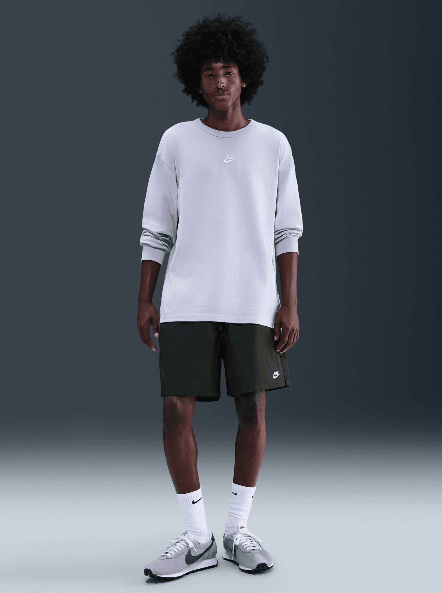 Woven Club Flow Short