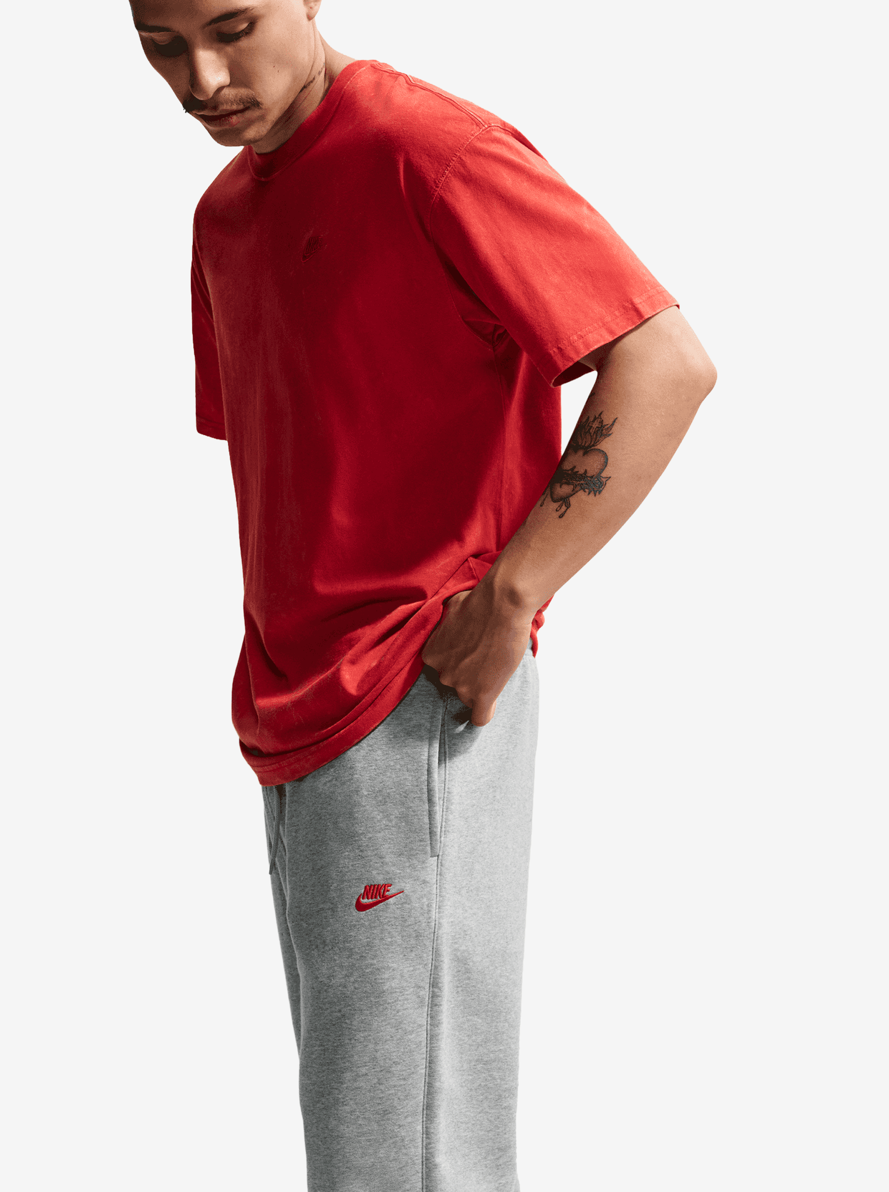 Nike M Club BB Jogger - Dk Grey Heather/University Red
