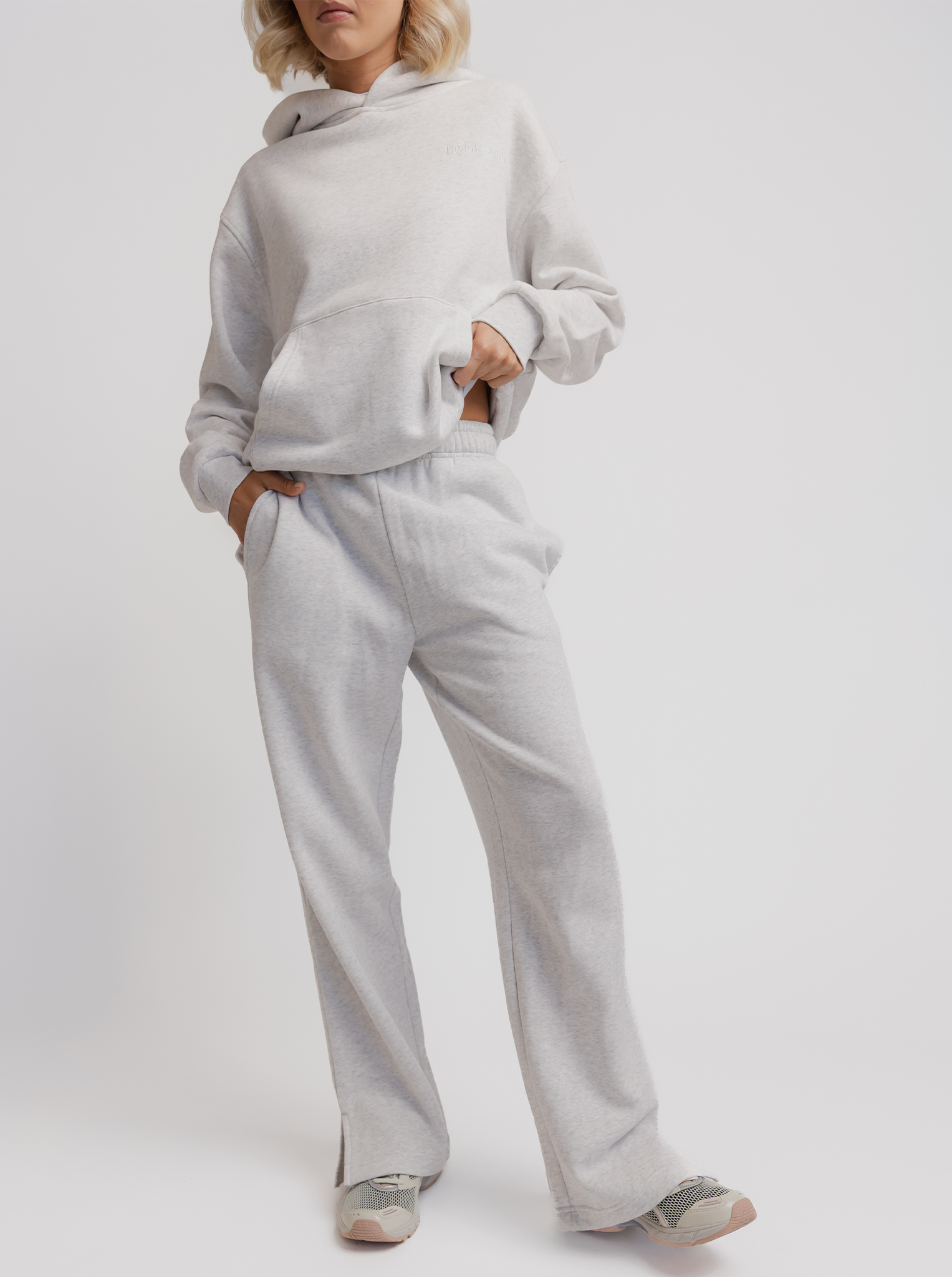 Wide Leg Sweats in Snow Marle