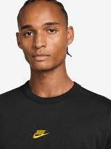 Sportswear Premium Essentials Tee
