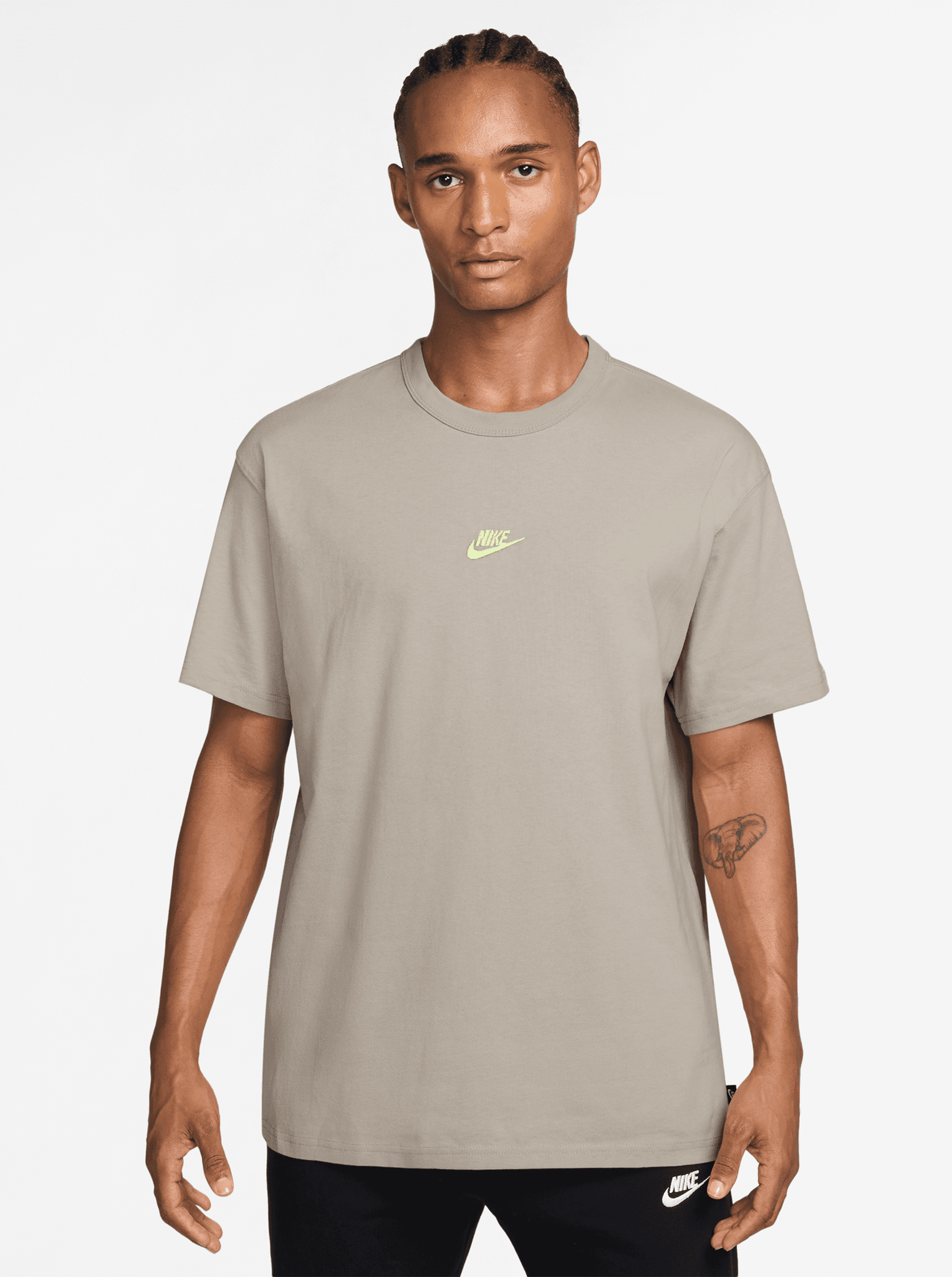 Sportswear Premium Essentials T-Shirt