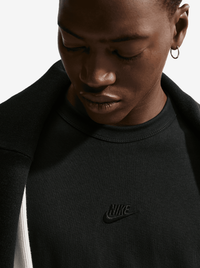 Sportswear Premium Essential Long Sleeve