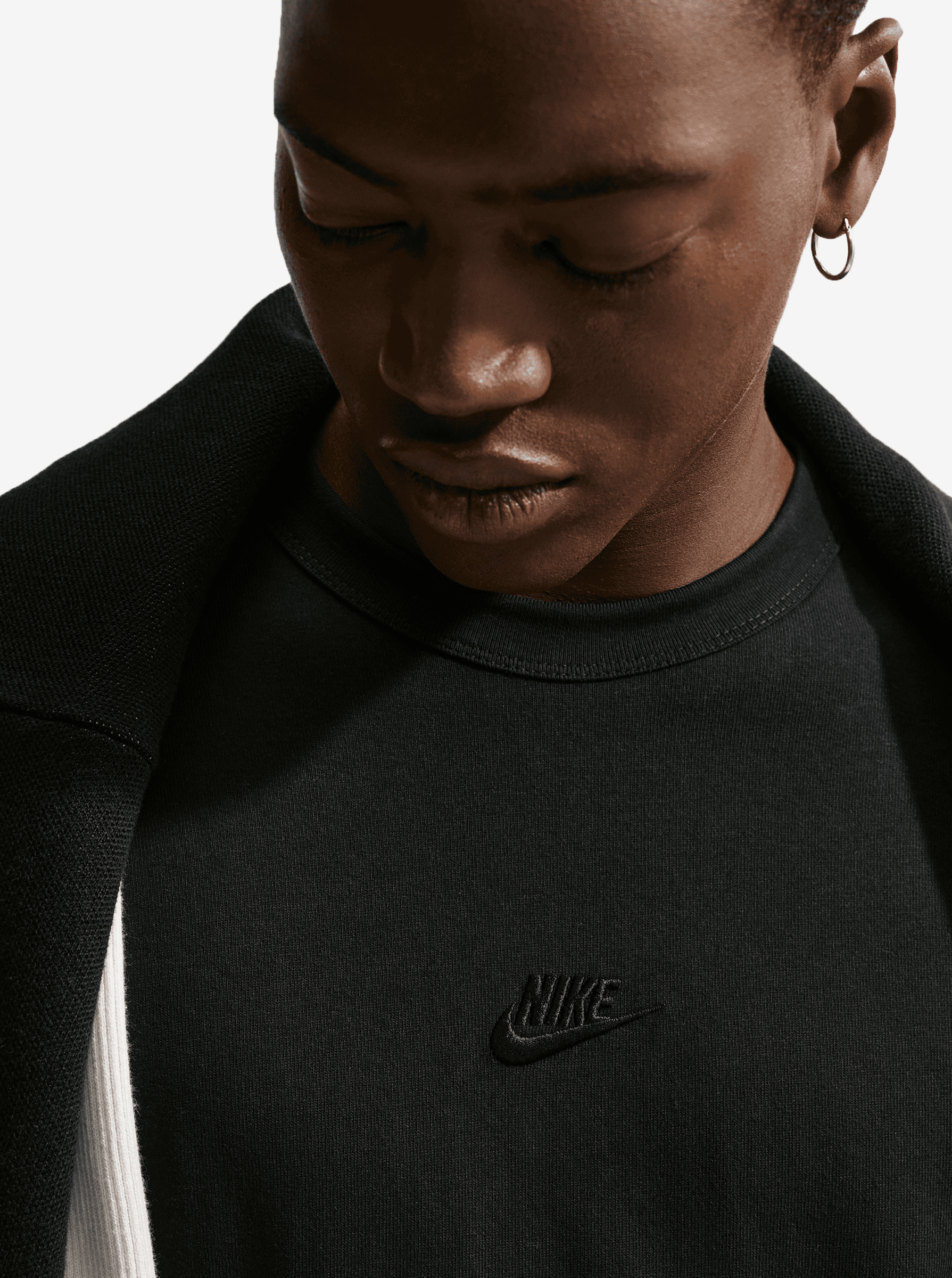 Sportswear Premium Essential Long Sleeve