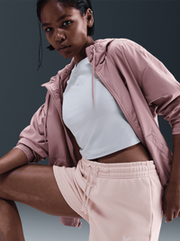 Sportswear Phoenix Fleece Mid-Rise 4" Shorts