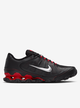 Nike M REAX 8 NSW SL - Black/Metallic Silver-University Red