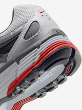 Nike M P-6000 ESS - Photon Dust/Dk Smoke Grey-Smoke Grey