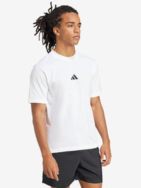 Essentials Small Logo Single Jersey T-Shirt