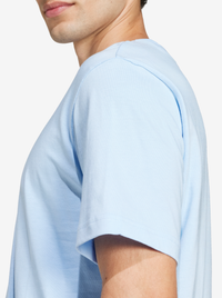 Essentials Small Logo Single Jersey T-Shirt