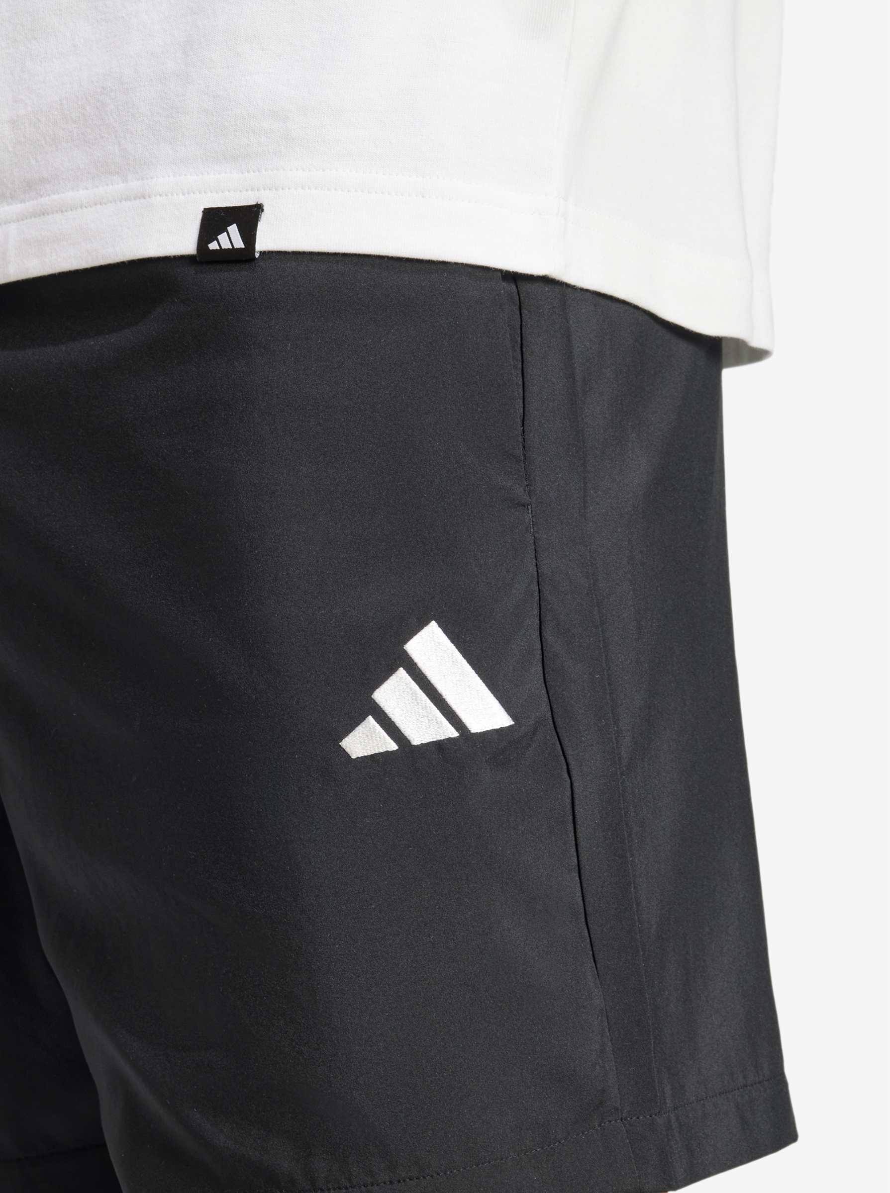 Essentials Small Logo Chelsea Shorts
