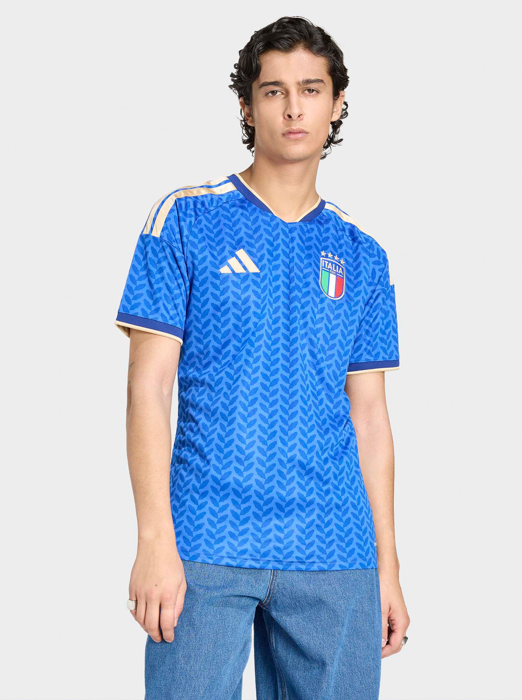 Italy 26 Home Replica Jersey