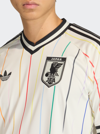 Japan 26 Away Replica Jersey