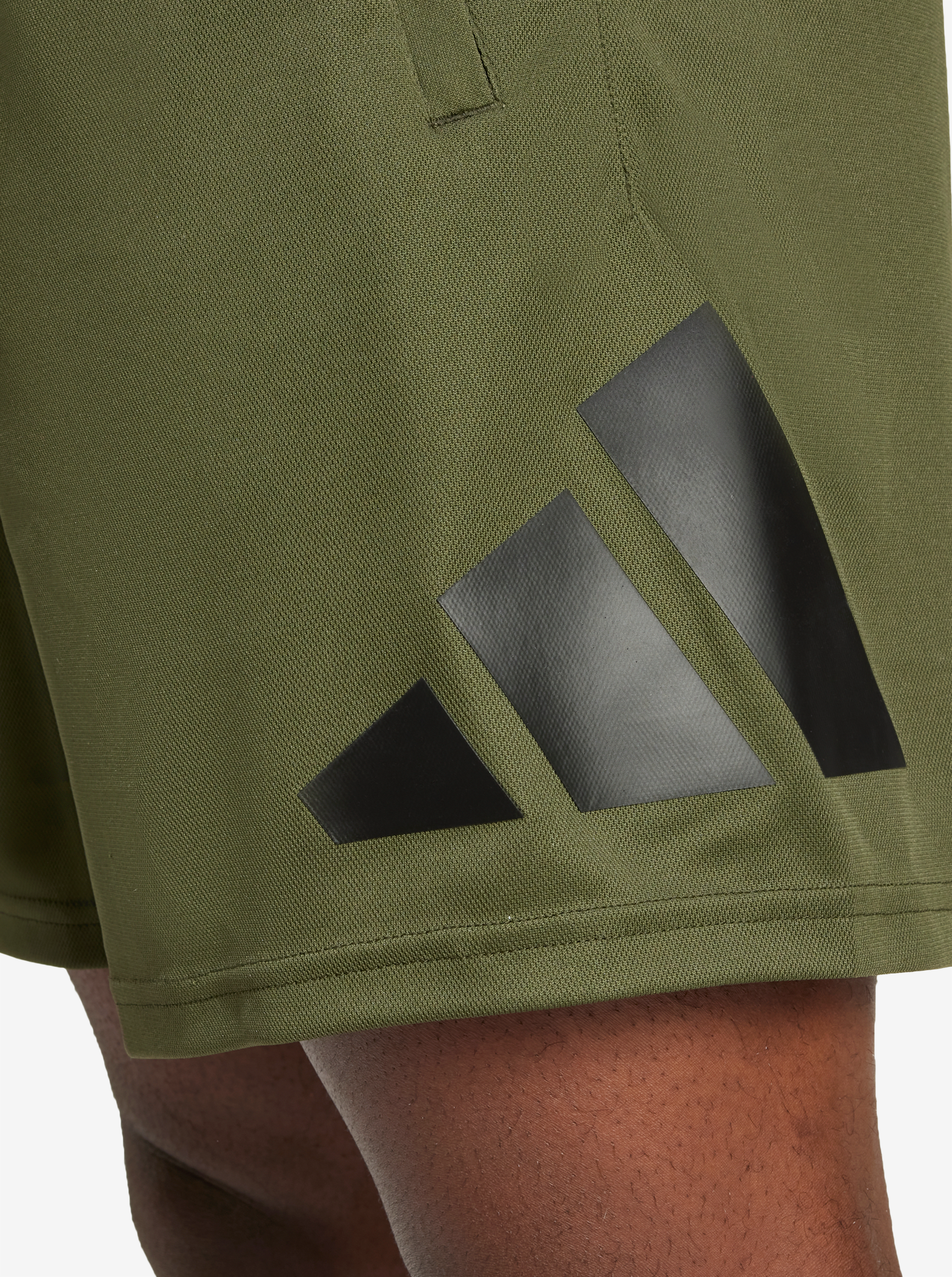 Train Essentials Logo Training Shorts