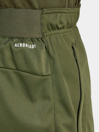 Train Essentials Logo Training Shorts