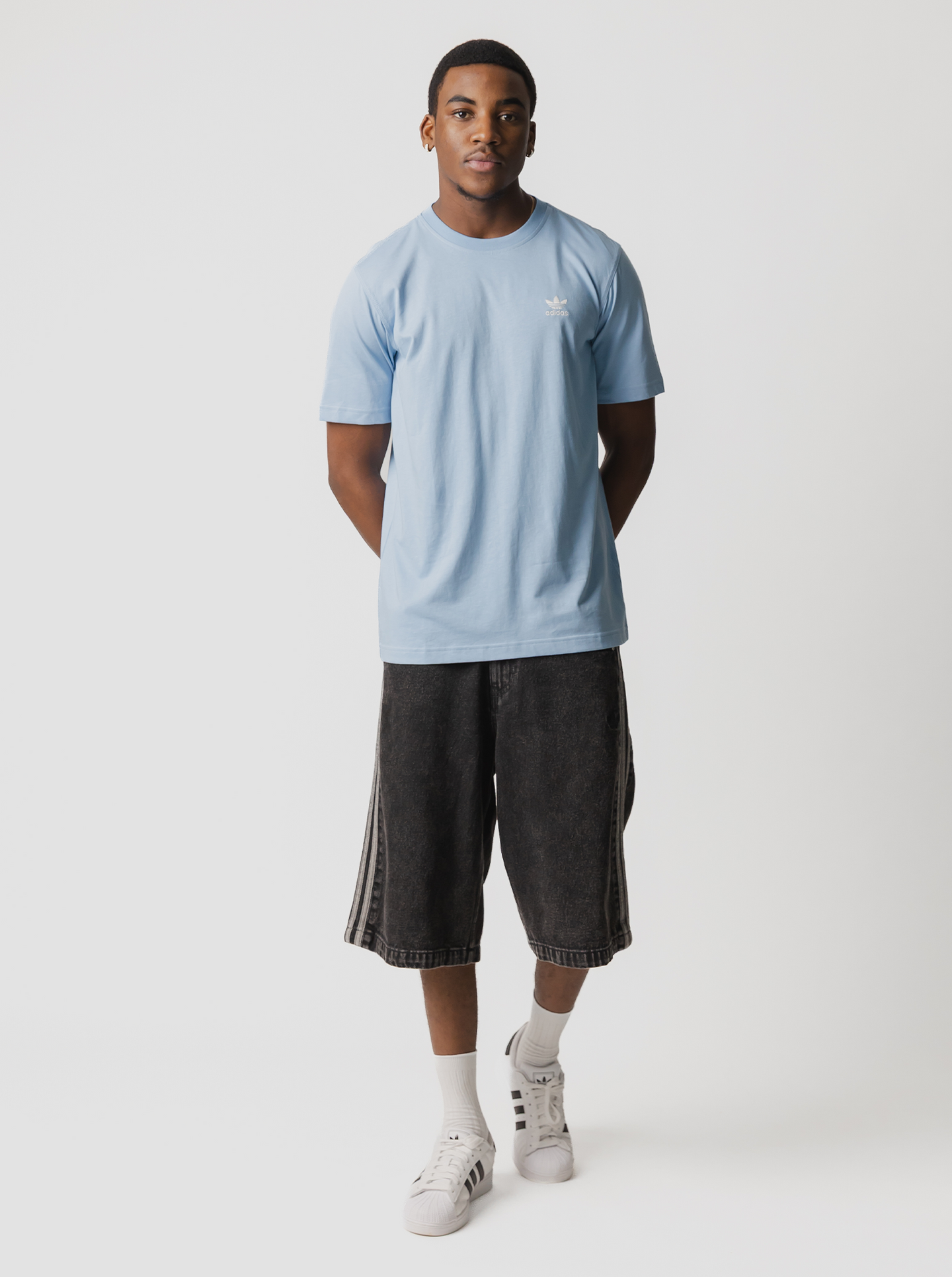 Trefoil Essentials Tee