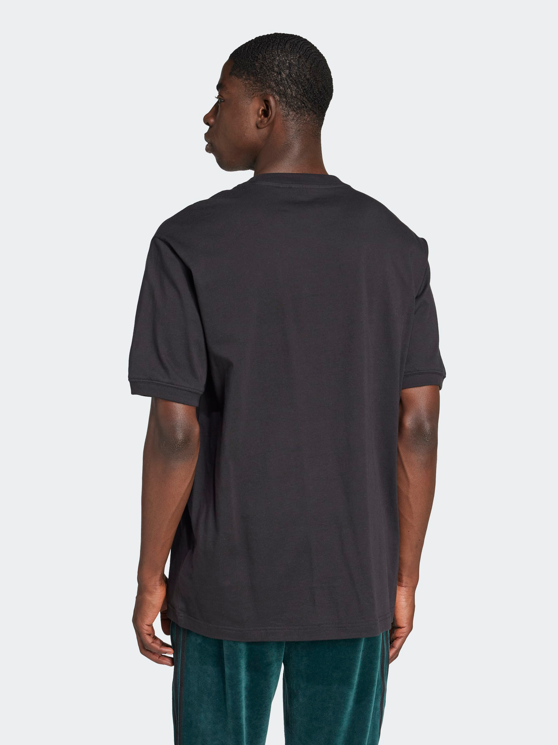 Loose 2000s Cali Tee