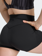All Me Sculpt Booty Short Leggings