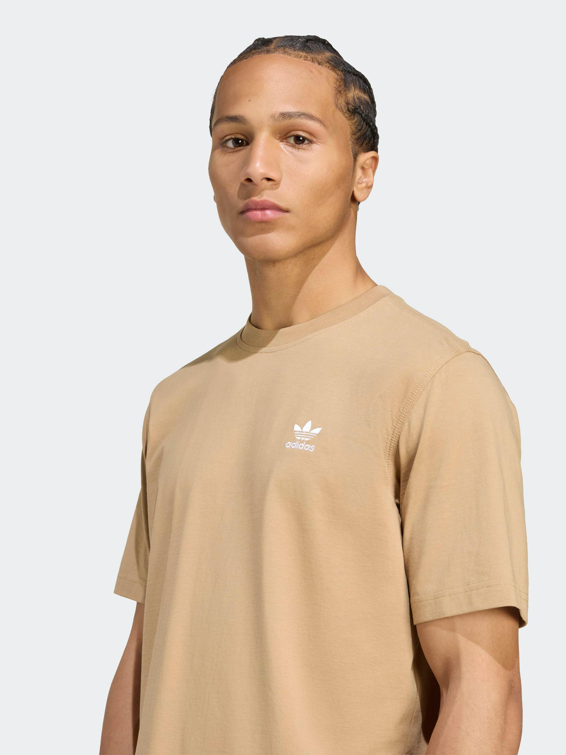 Trefoil Essentials Tee
