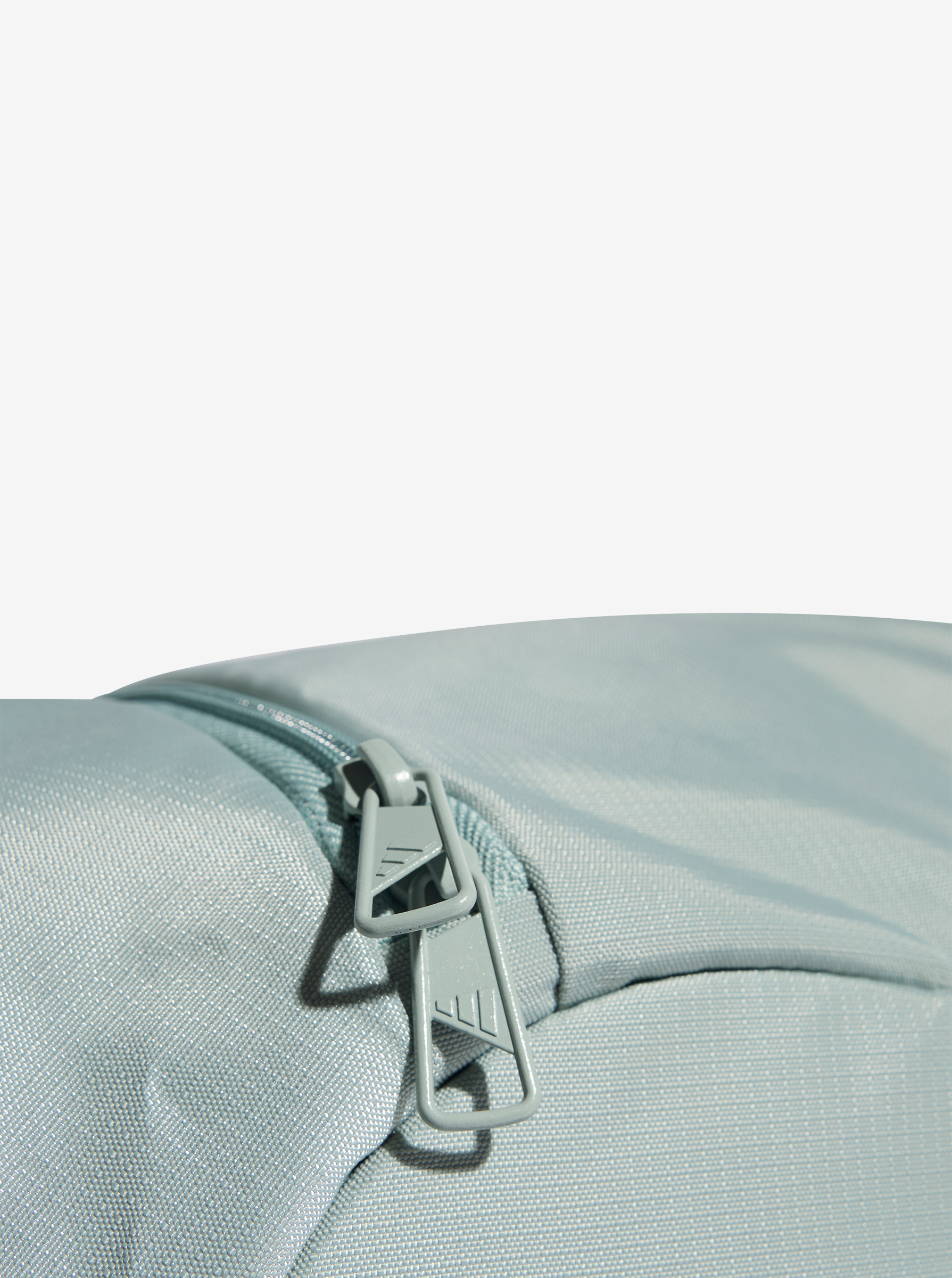 Training Defender Duffle Bag Medium