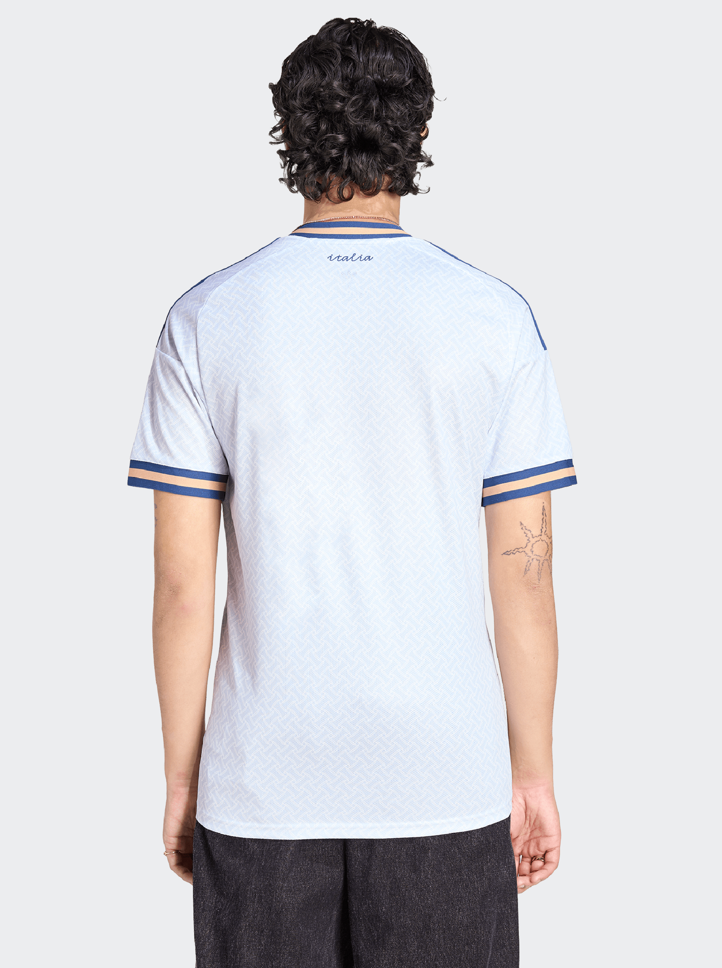 Italy 26 Away Replica Jersey