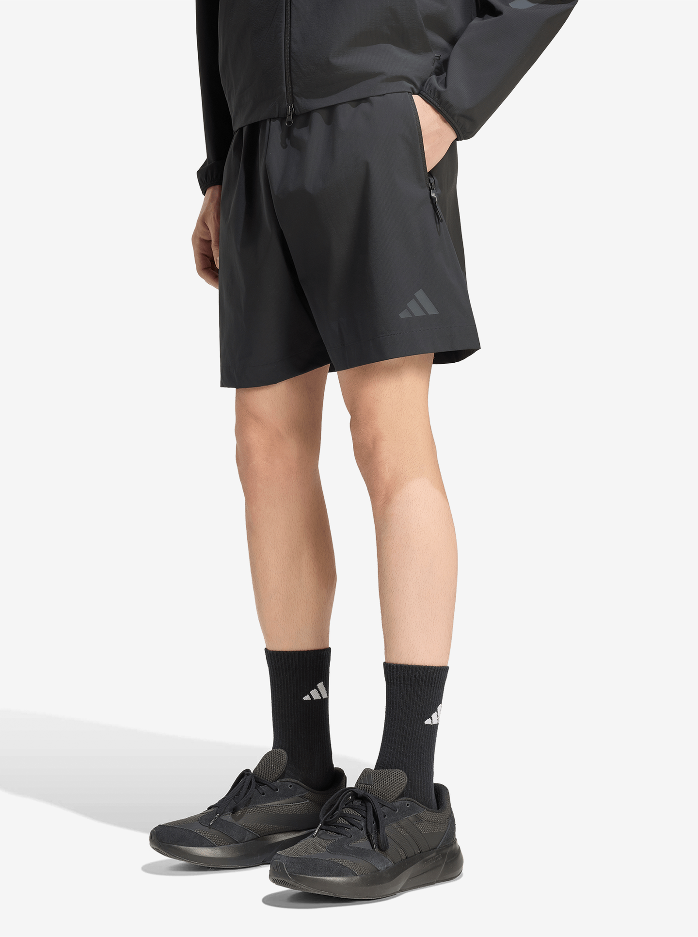 Z.N.E. Woven Short