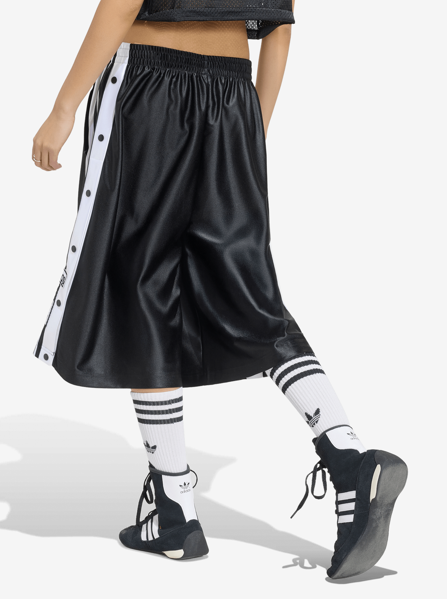 Adibreak Elongated Short
