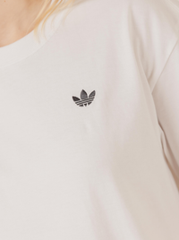 Essentials Boyfriend T-Shirt