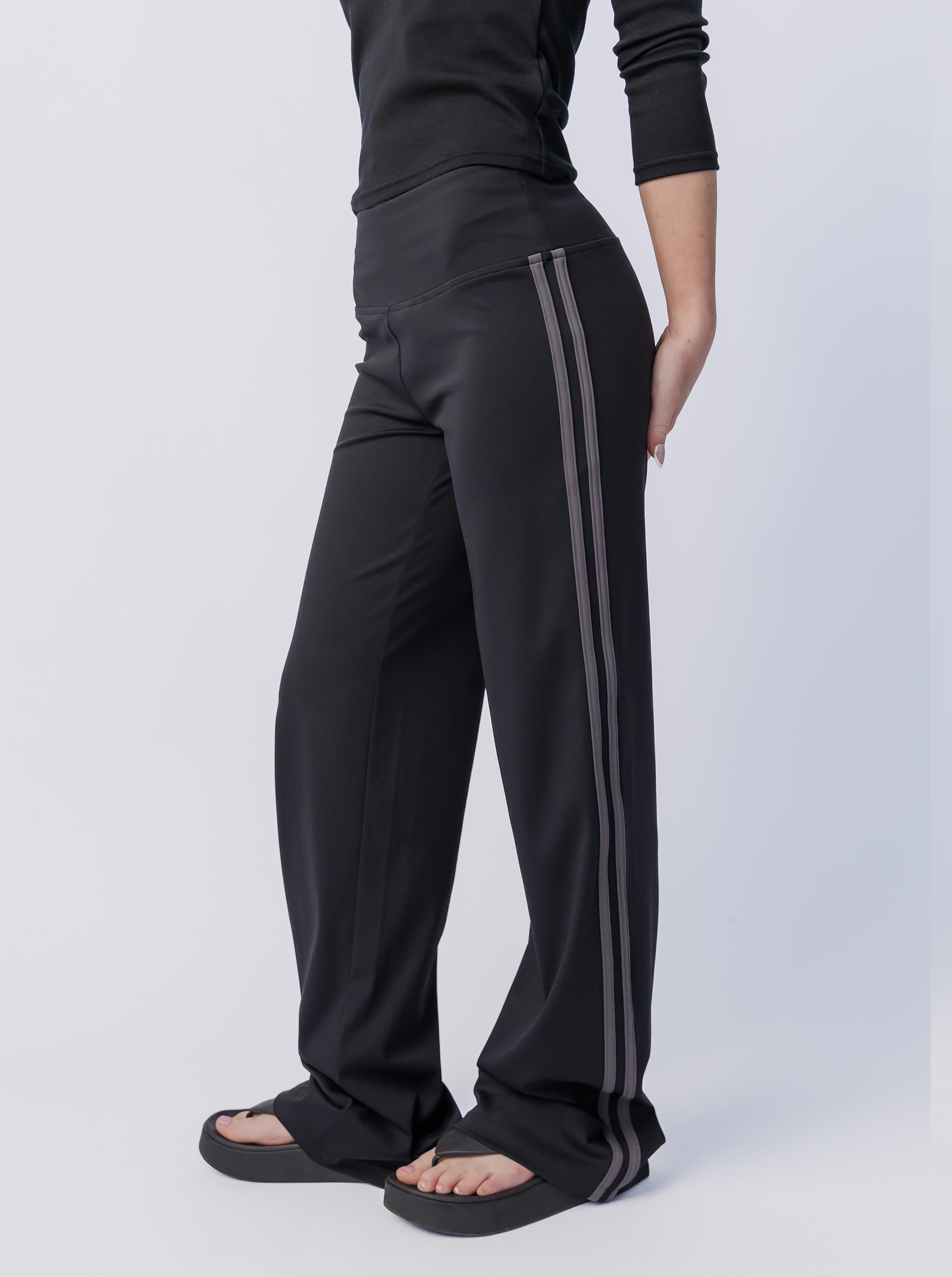 The Line Pant
