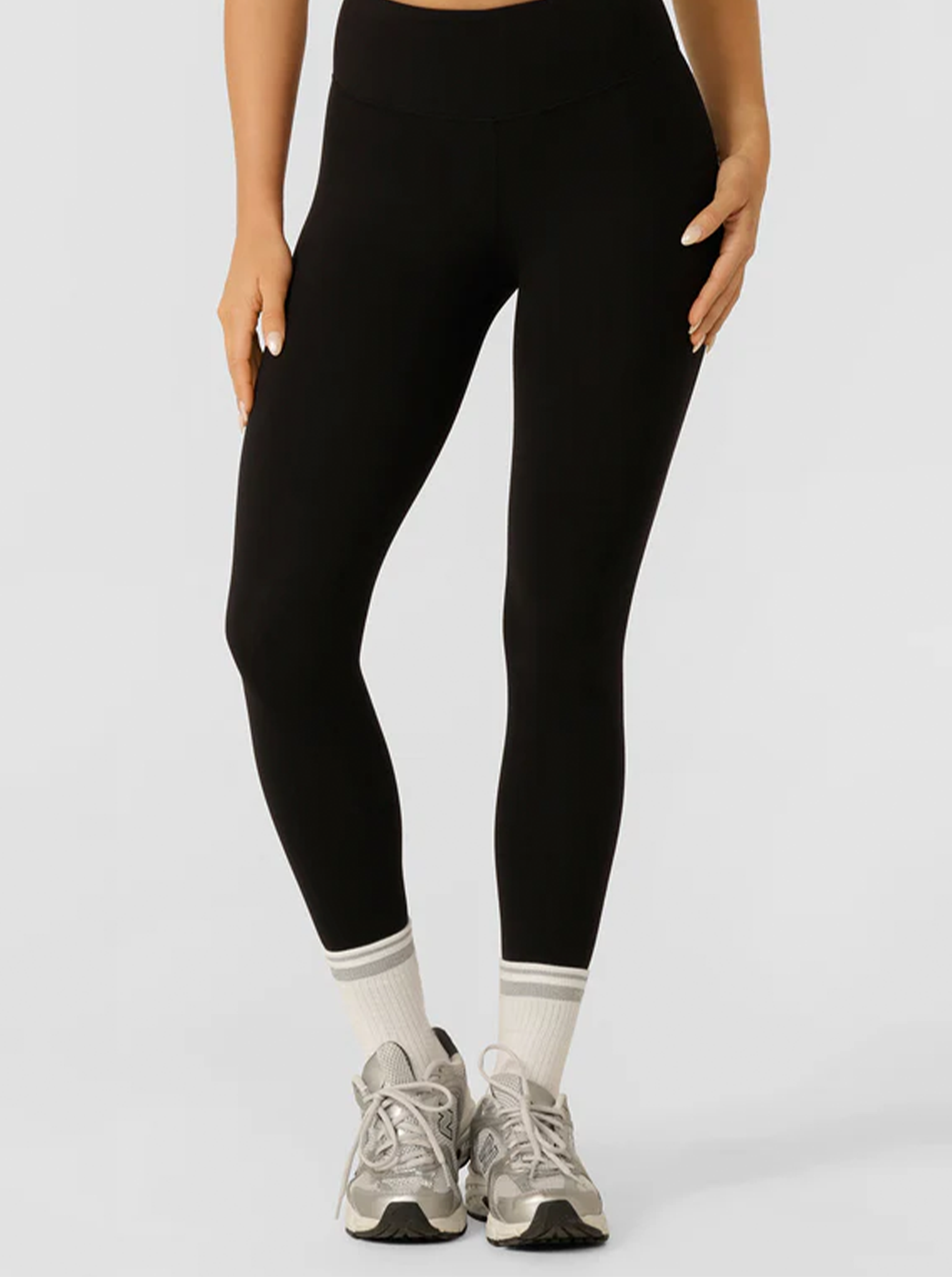 Lotus No Chafe Phone Pocket Ankle Biter Leggings
