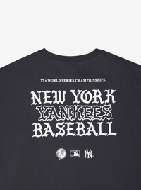Yankees Black Letter Box Tee