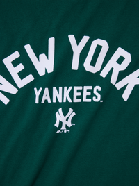 Arch Vintage Yankees Tee