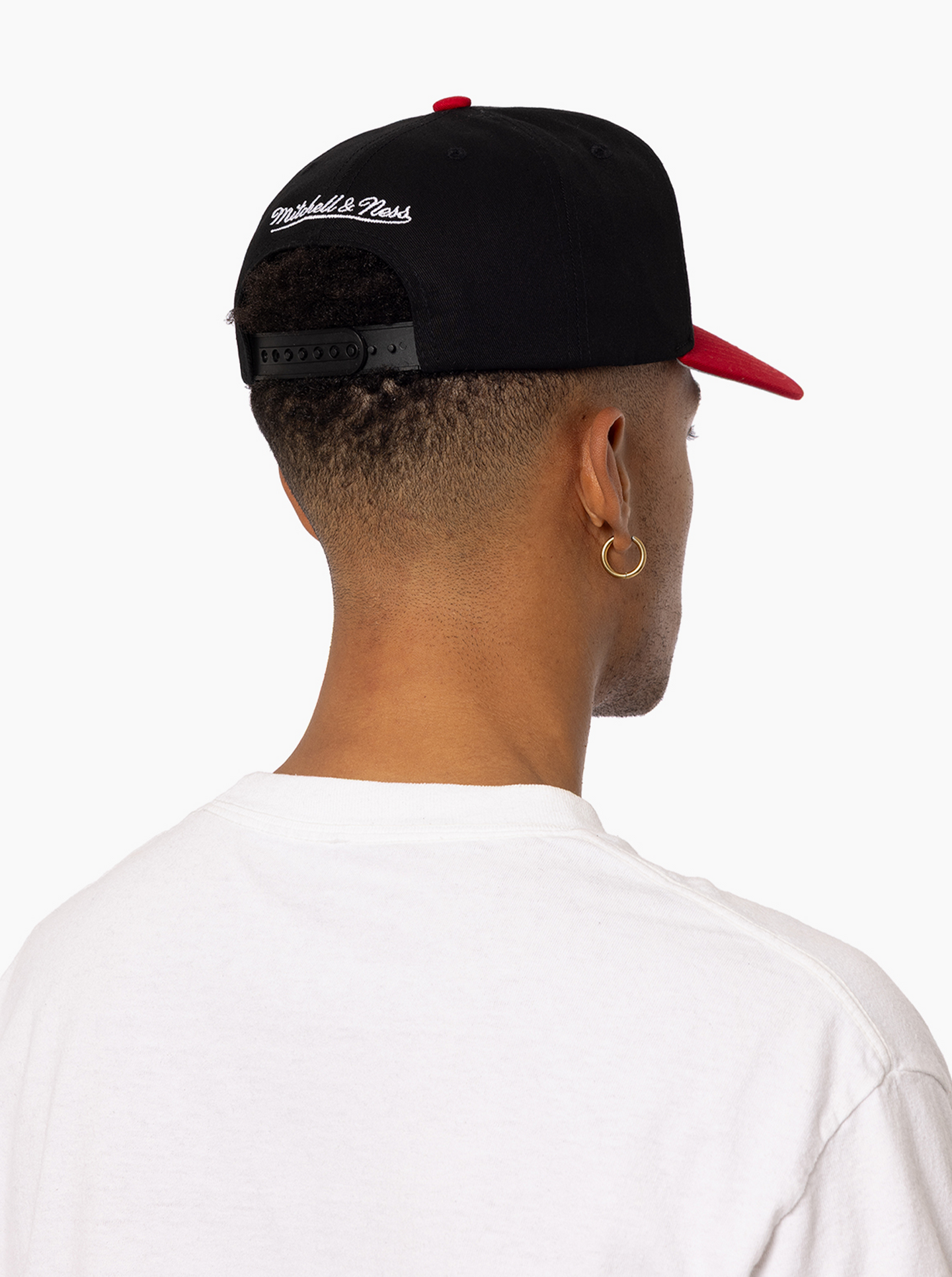 Chicago Bulls Monogram Pro Pinch Snapback Cap