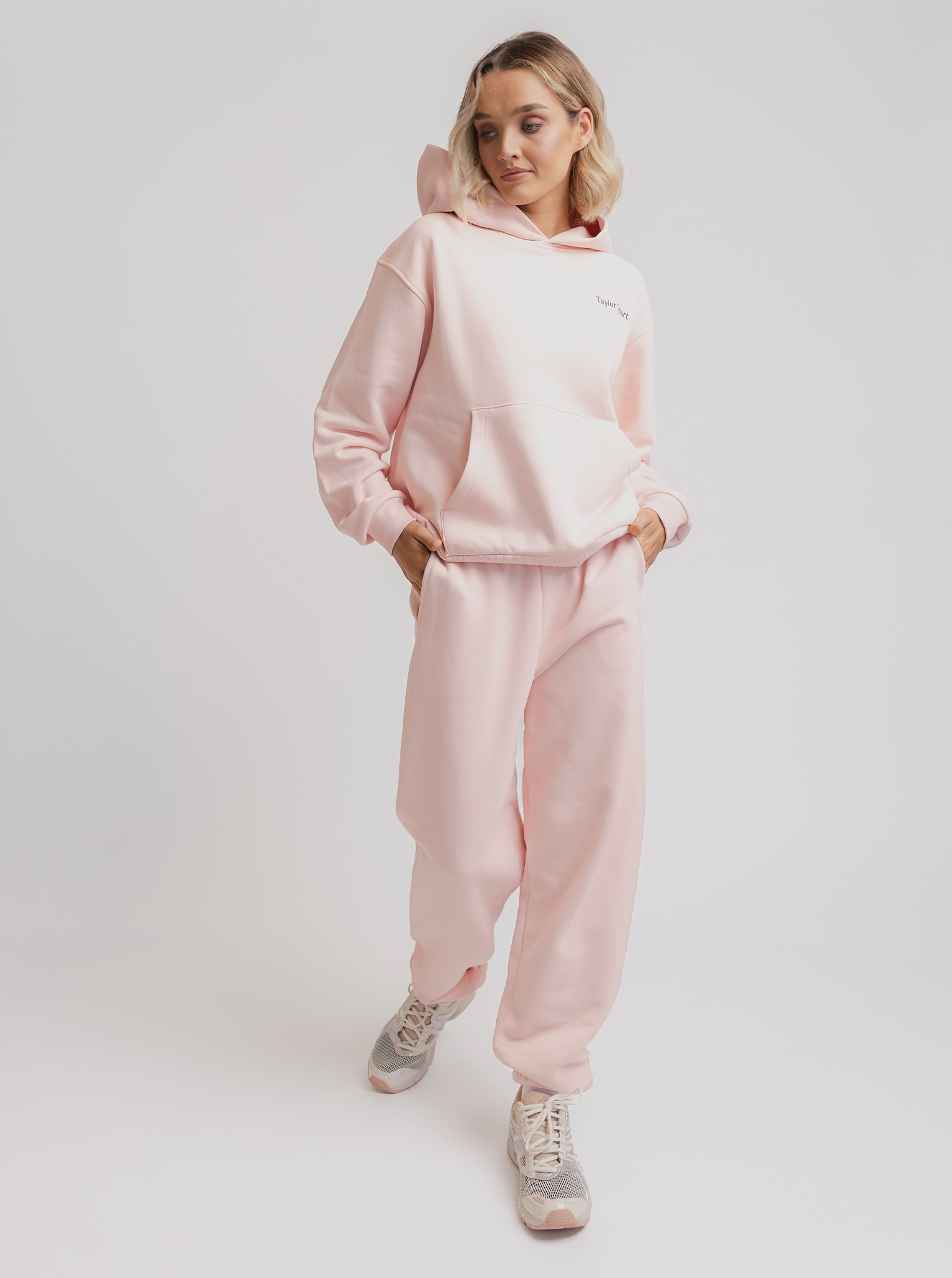 Taylor Trackies in Pillow Pink