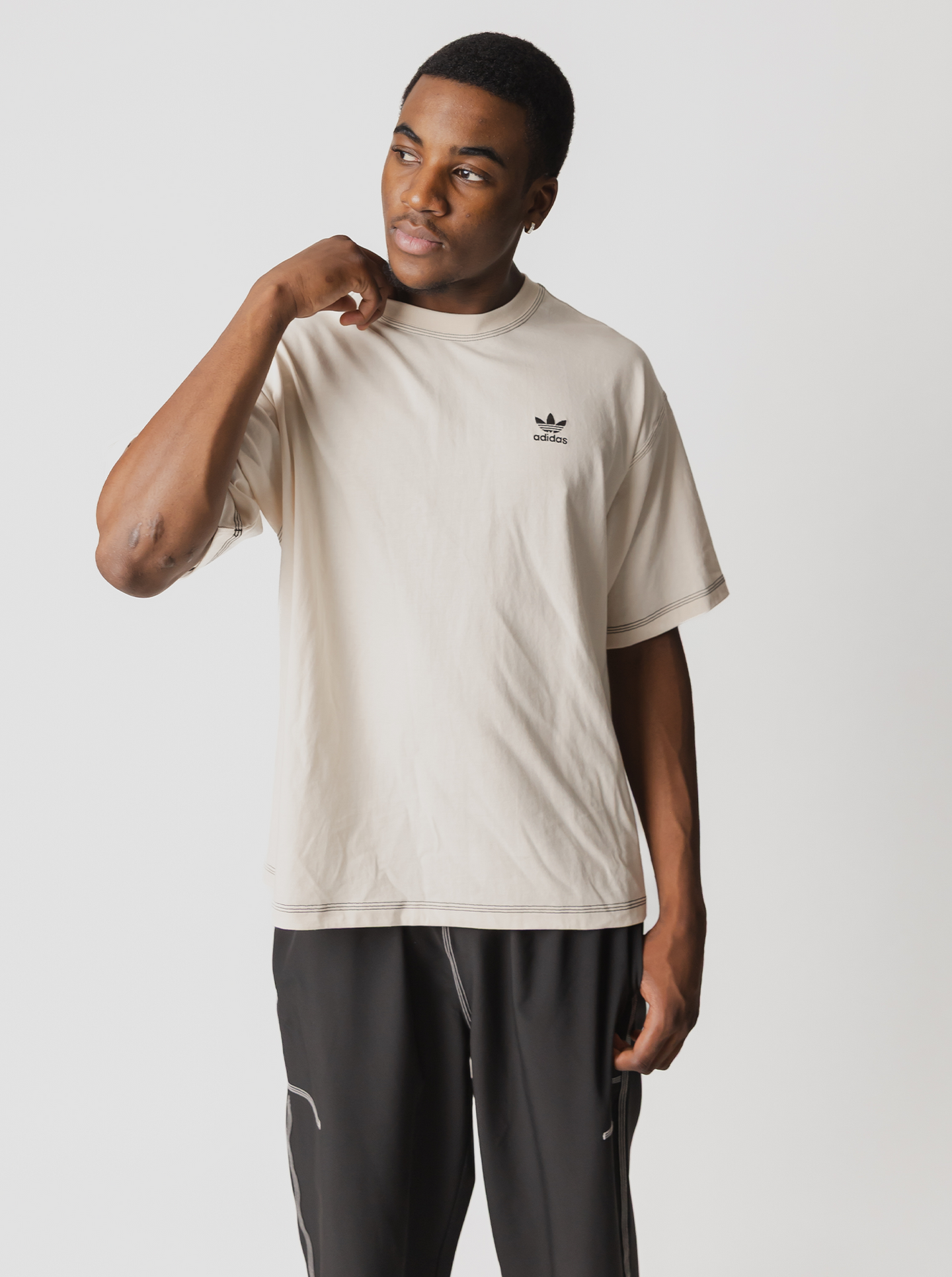 Trefoil Essentials Tee