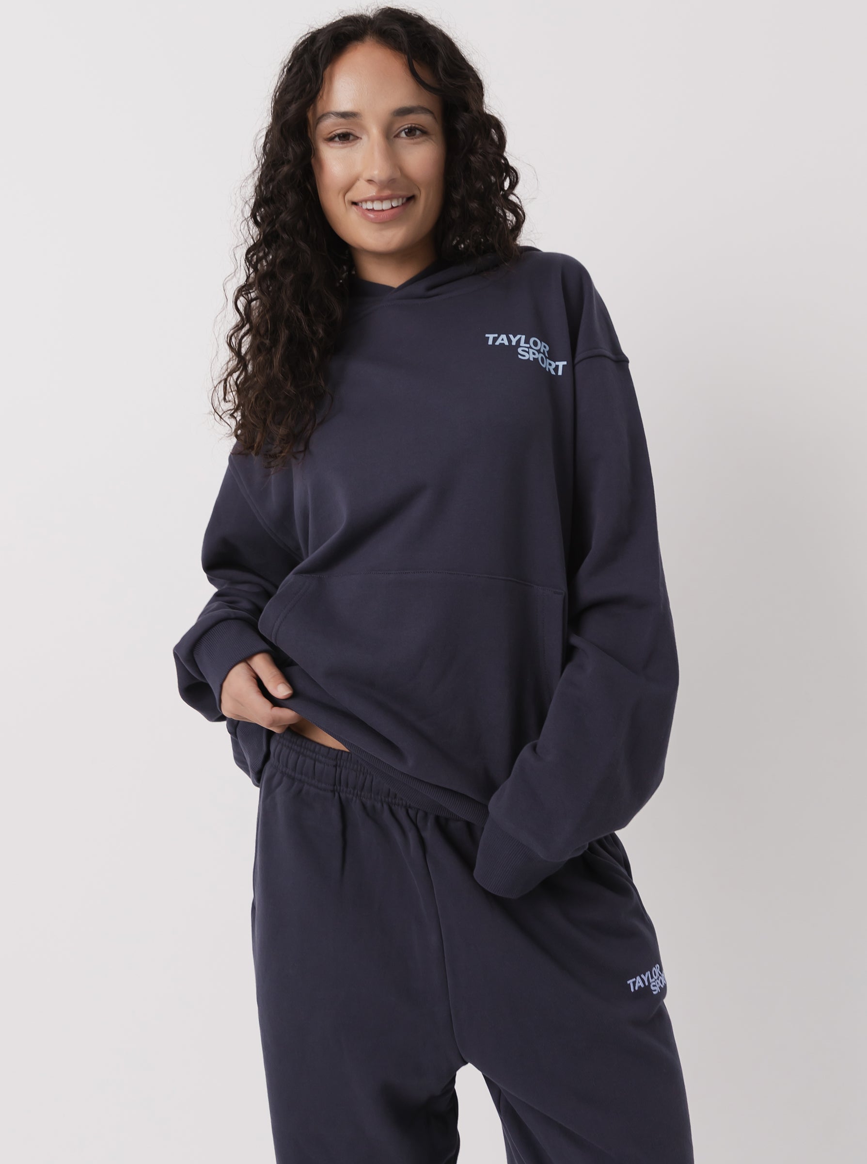 Heritage Move Hood in Midnight