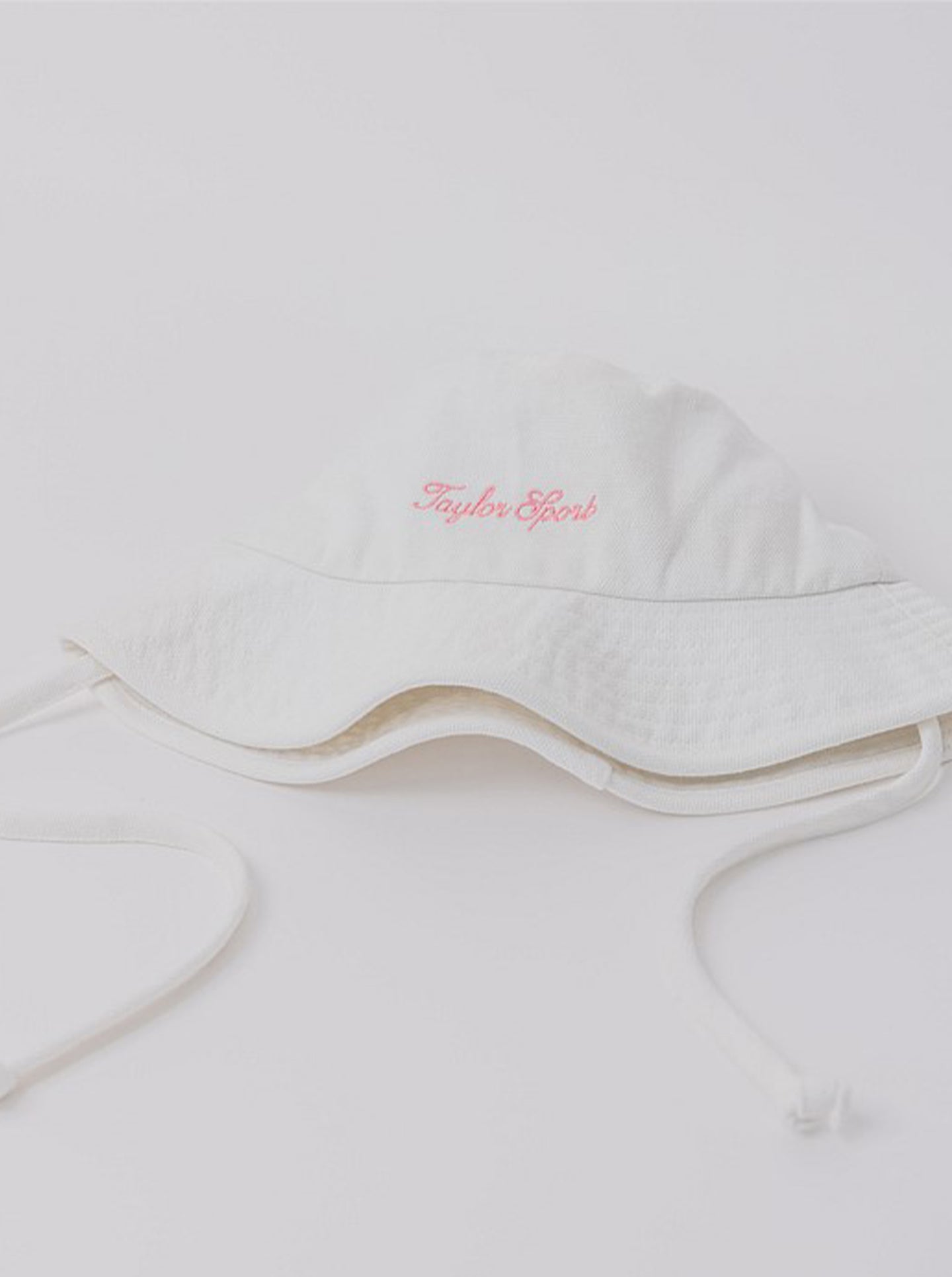 Holiday Bucket Hat in Off White